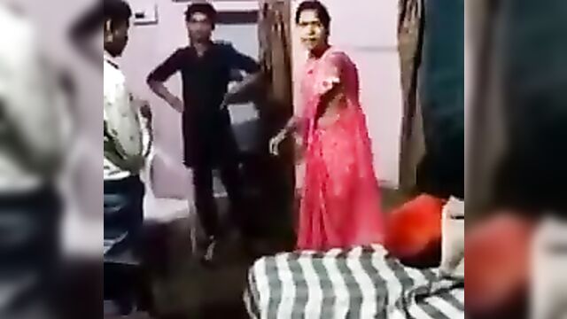 Indian Dude Caught Another Man With His Cheating Wife - 5 image