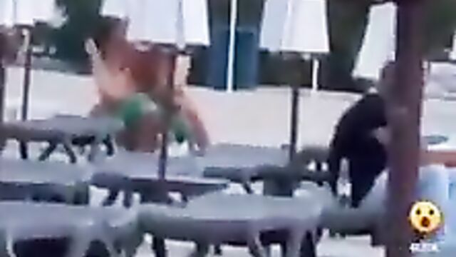 Amateur Porn - Crazy White Couple Caught Having Sex In Public - 4 image