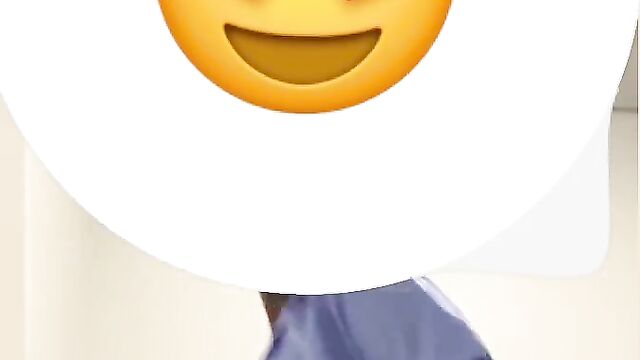 Nude Video Of School Girl With Pointed Breasts And Big Nyash - 4 image