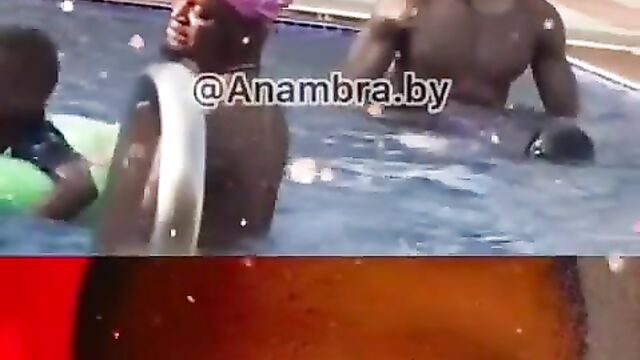 Lagos Boy Having Sex With Girlfriend In The Pool In Public - 4 image