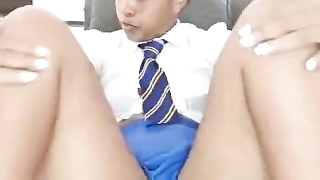 Mzansi School Girl Caught Fingering Herself And Playing With Her Pussy On Camera