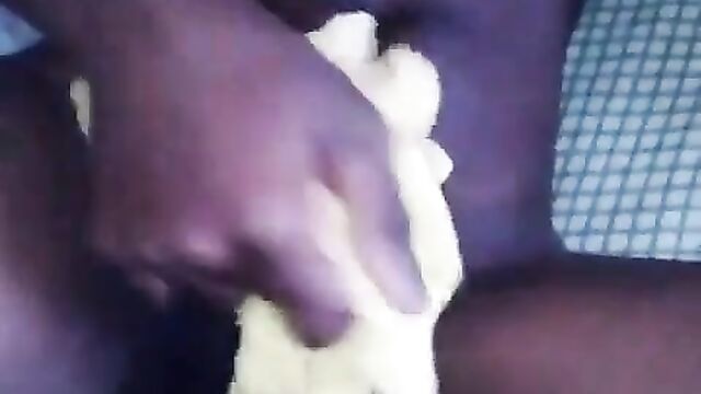 Mzansi School Girl And Nigerian Yahoo Boy Sex Tape - 1 image