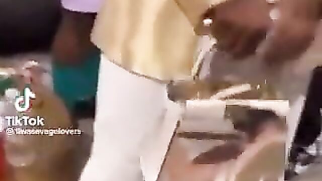 Boobs Out As Nigerian Singer, Tiwa Savage, Steps Out Half Naked For An International Event - Part 1 - 2 image