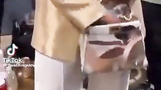 Boobs Out As Nigerian Singer, Tiwa Savage, Steps Out Half Naked For An International Event - Part 1 - 5 image