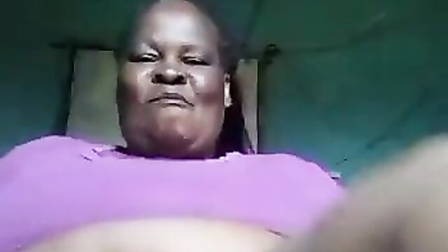 Crazy old grandma showing pussy in public - 1 image