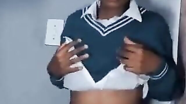 School Girl Flashing Her Breasts For Her Boyfriend In Public (Full Video 18+)