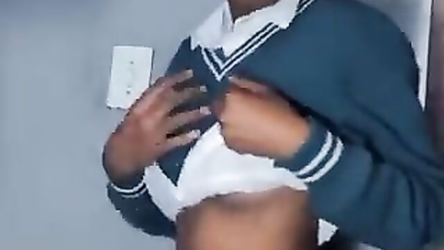 School Girl Flashing Her Breasts For Her Boyfriend In Public (Full Video 18+) - 4 image