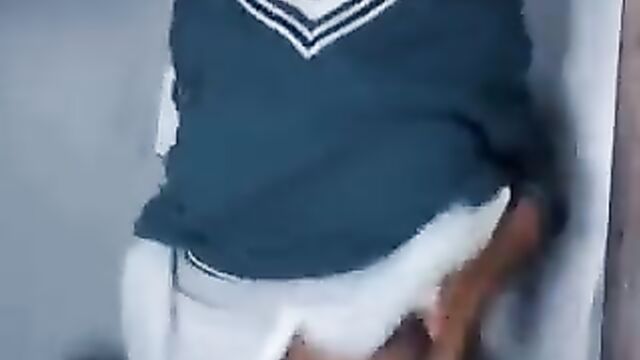School Girl Flashing Her Breasts For Her Boyfriend In Public (Full Video 18+) - 5 image