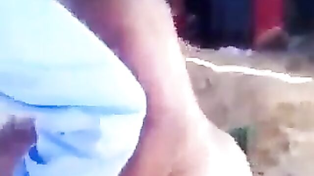 Woman strips naked and runs mad in public at her husband’s burial