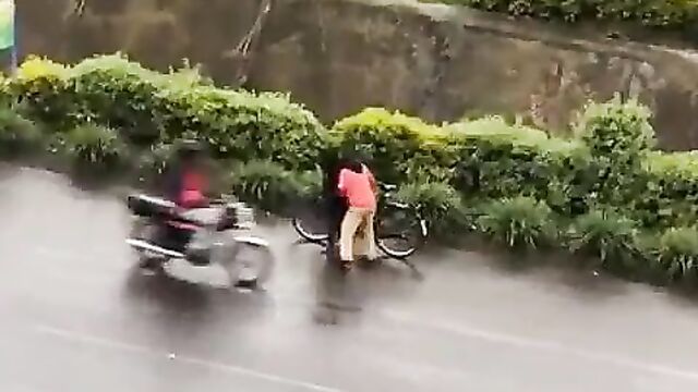 Ugandan Couple Caught Having Sex By The Roadside In Public - 1 image