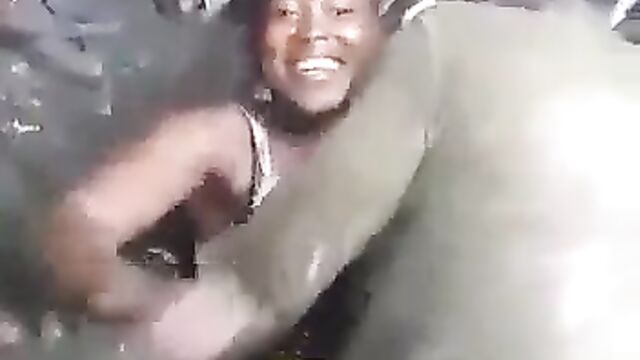 African Woman Caught Having Sex With A Mad Man In Public Allegedly For Money Rituals - 1 image