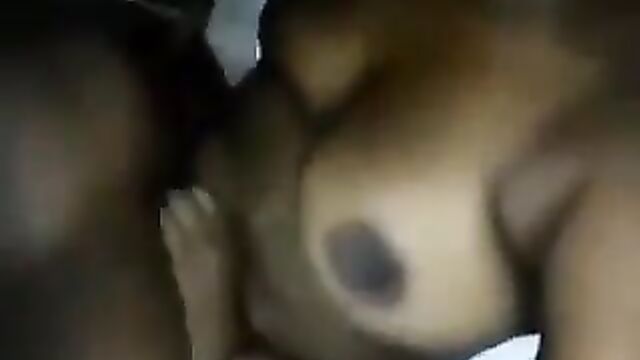 Sakawa Boy Having Sex With His Girlfriend Without Condom - 1 image