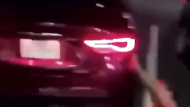 Breasts Pop Out In Public As 2 Girls Fight On The Street Over A Man