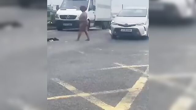 Naked Crazy Whore With Big Ass Caught In Public In UK, Obstructing Traffic - 4 image