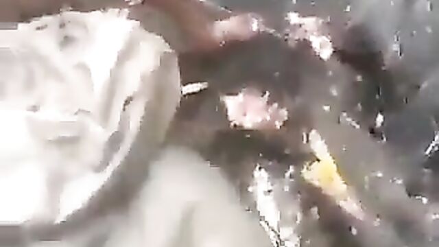 Alleged Video Of Ogun State Yoruba Youths Eating Human Flesh – The Flesh Of People They Allegedly Killed And Set Ablaze (Graphic! 18+) - 4 image