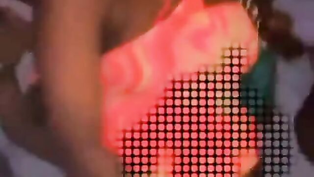 Pussy And Ass Exposed As Nigerian Girl Dances Naked In Public For 50k At The Club - 5 image