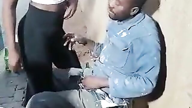 Drunk Mzansi Man Fails To Get Erection After Fingering Girlfriend And Sucking Her Breasts In Public (Full Video 18+) - 5 image