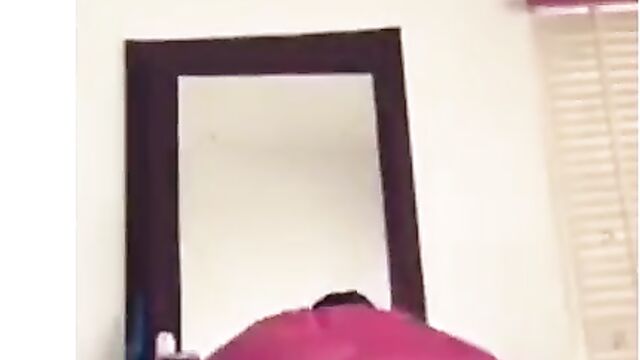 Olosho girl mistakenly shows her pussy while twerking to Naira Marley song! - 5 image