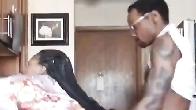 South African man chopping Nigerian woman with big ass - 5 image