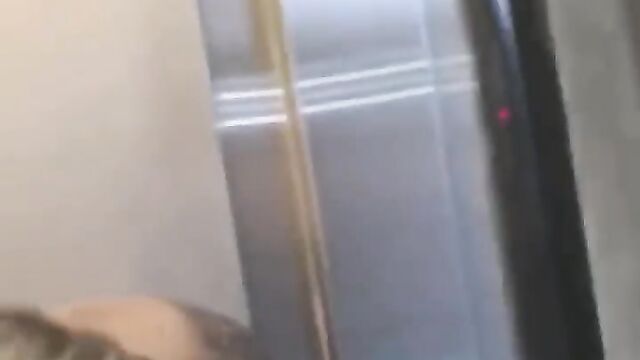 Dude Bonking A Thot In A Mall Elevator - 5 image