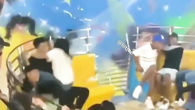 Sexy Rollercoaster - 4 image