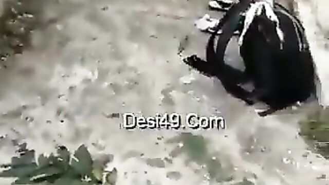 Horny couple caught having sex outdoors - 4 image