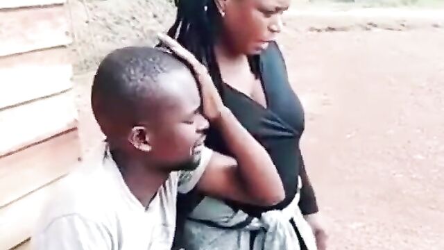 Mzansi woman seized husband’s penis in public after she caught him cheating! - 3 image