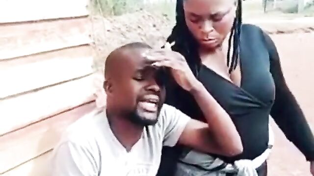 Mzansi woman seized husband’s penis in public after she caught him cheating! - 4 image