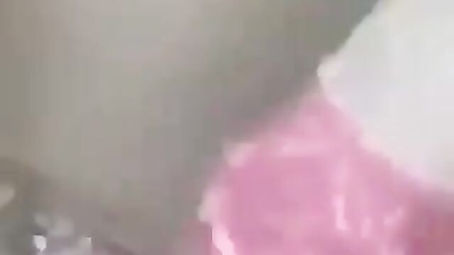 Boobs pop out as girl fights man’s side chick - 3 image