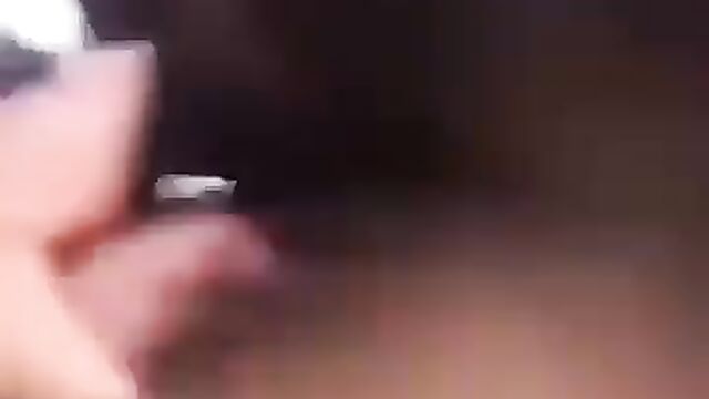 Boobs pop out as girl fights man’s side chick - 4 image