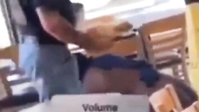 Wife beats up husband in public restaurant after she caught him cheating - 5 image
