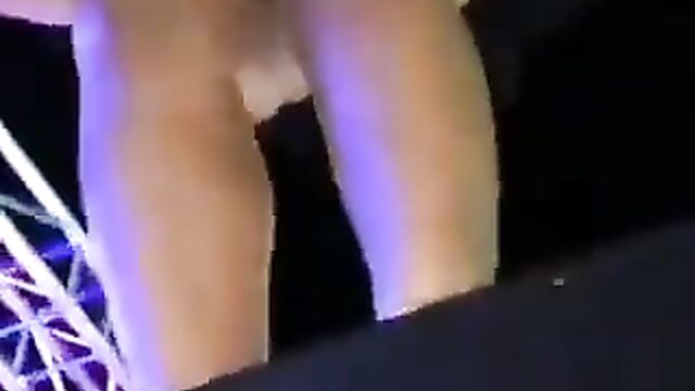 Zodwa Wabantu showing her pussy in public - 4 image