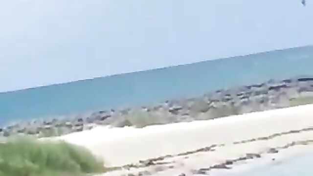 Sex on a public beach in Barbados - 3 image