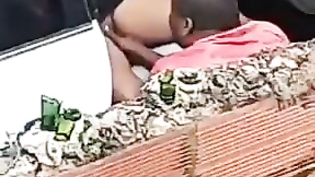 Fingering in broad daylight – Part 2 - 1 image