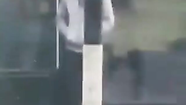 African woman strips naked and runs mad in public in Ireland - 5 image