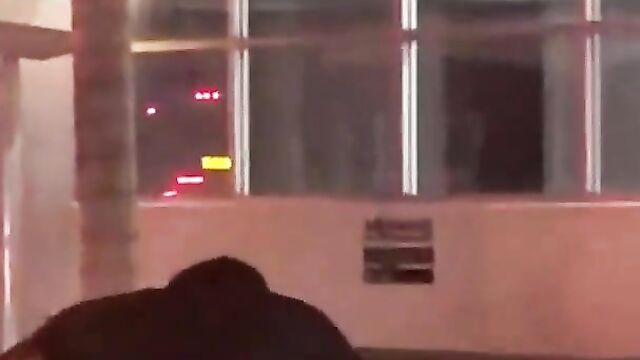 Receiving blow job while stuck in traffic - 4 image