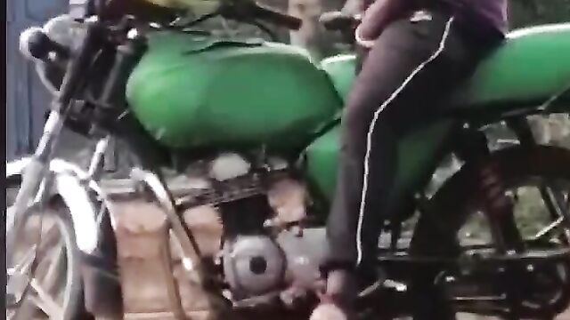 Okada rider caught masturbating and cumming in public - 5 image