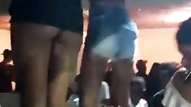 Another chick twerking and showing pussy - 1 image