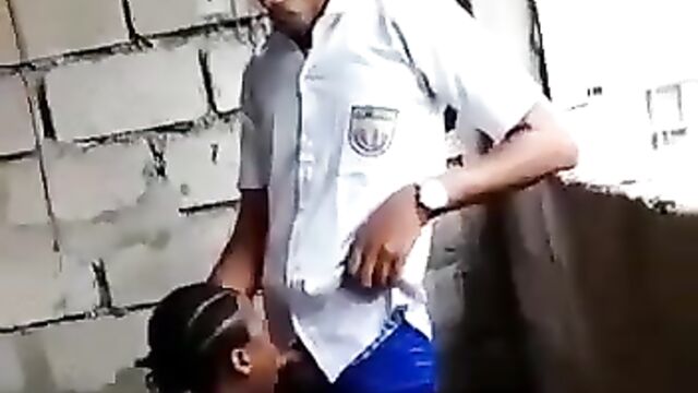 Adult College Student And University Girlfriend Sex Tape - 5 image