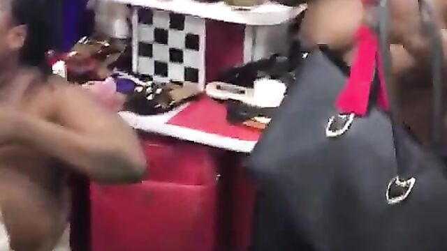 2 women stripped naked and beaten in public for alleged shoplifting - 5 image