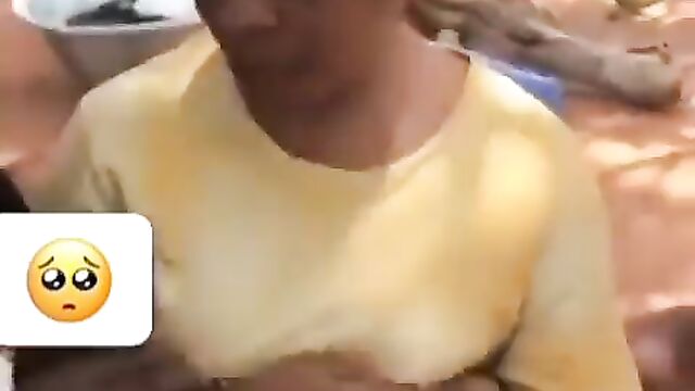 Yahoo Boys Squeezing Girl’s Breasts In Public