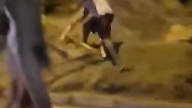 Naked couple caught in public in VGC, Lagos - 5 image