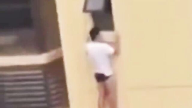 Side guy hides outside apartment window of high rise building, after his married girlfriend’s husband returned home too early! - 3 image