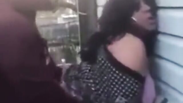 Woman having sex with a stranger outdoors - 3 image