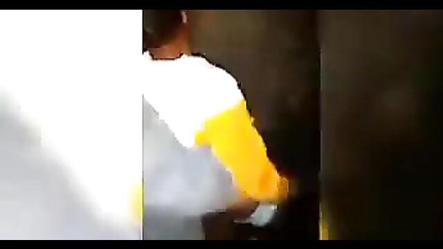 Drunk Mzansi lovers caught bonking in public - 3 image