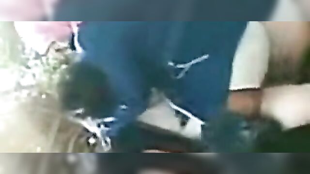 Horny muslim couple caught having sex in the bush - 4 image