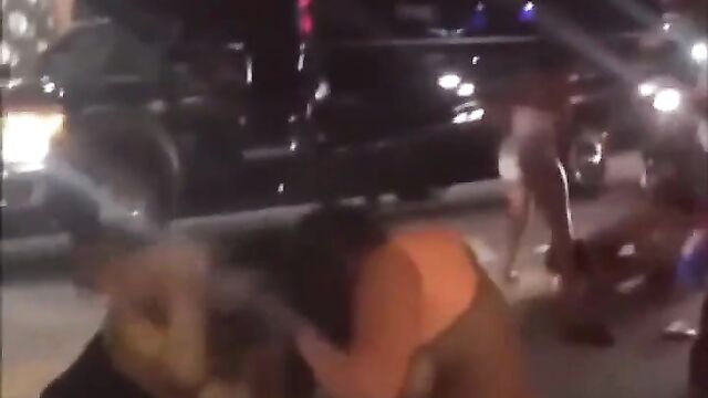 Breasts pop out as prostitutes get caught fighting in public - 5 image