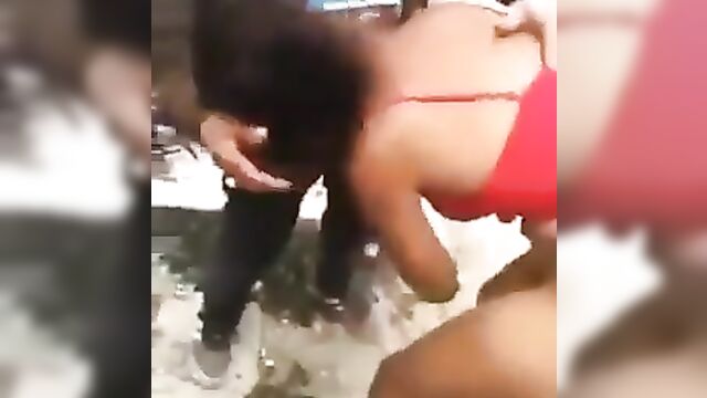 Insane public sex didn’t work out - 3 image