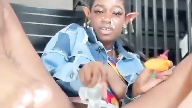 Shameful! Her neighbor caught her exposing her pussy and breasts on the stairs, and recording it!