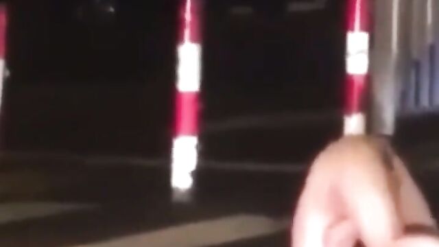 Naked woman masturbating on the road, obstructing traffic - 5 image
